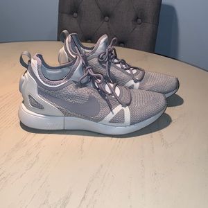 Men’s Nike size 10